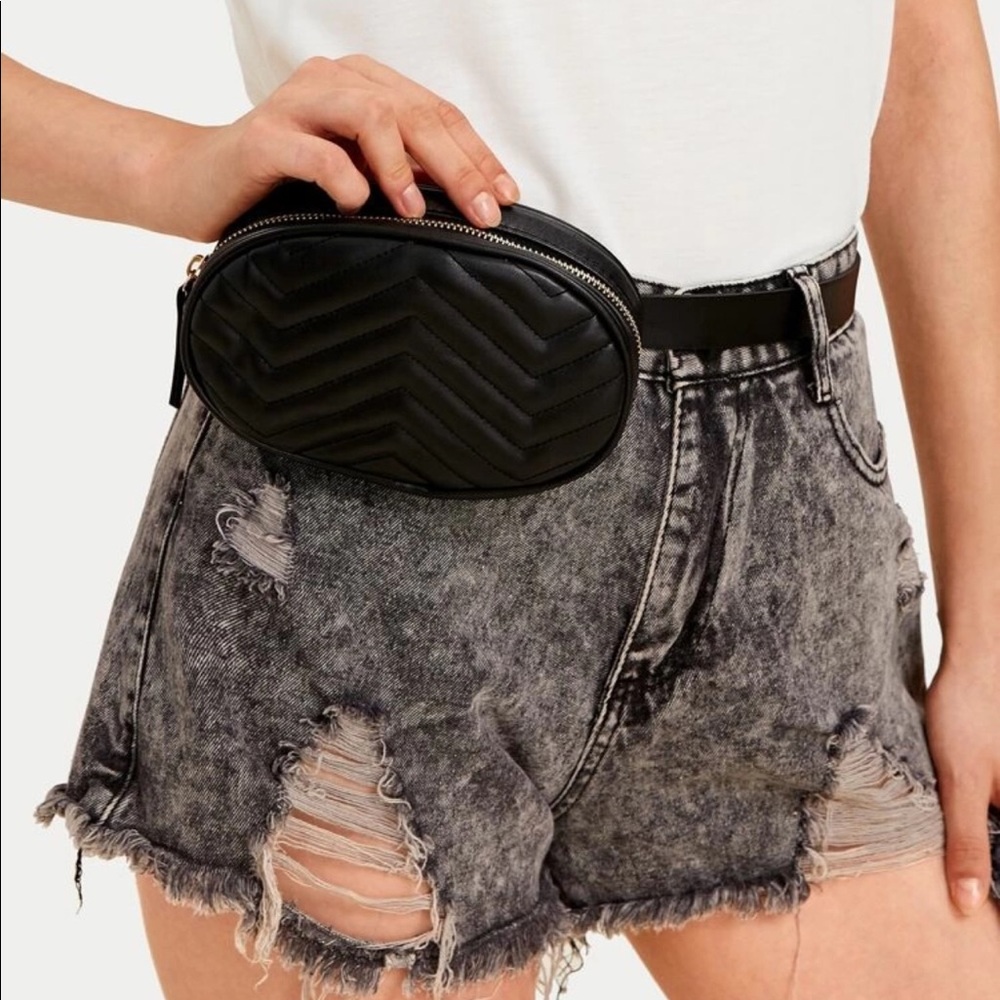 New Black Fanny pack.